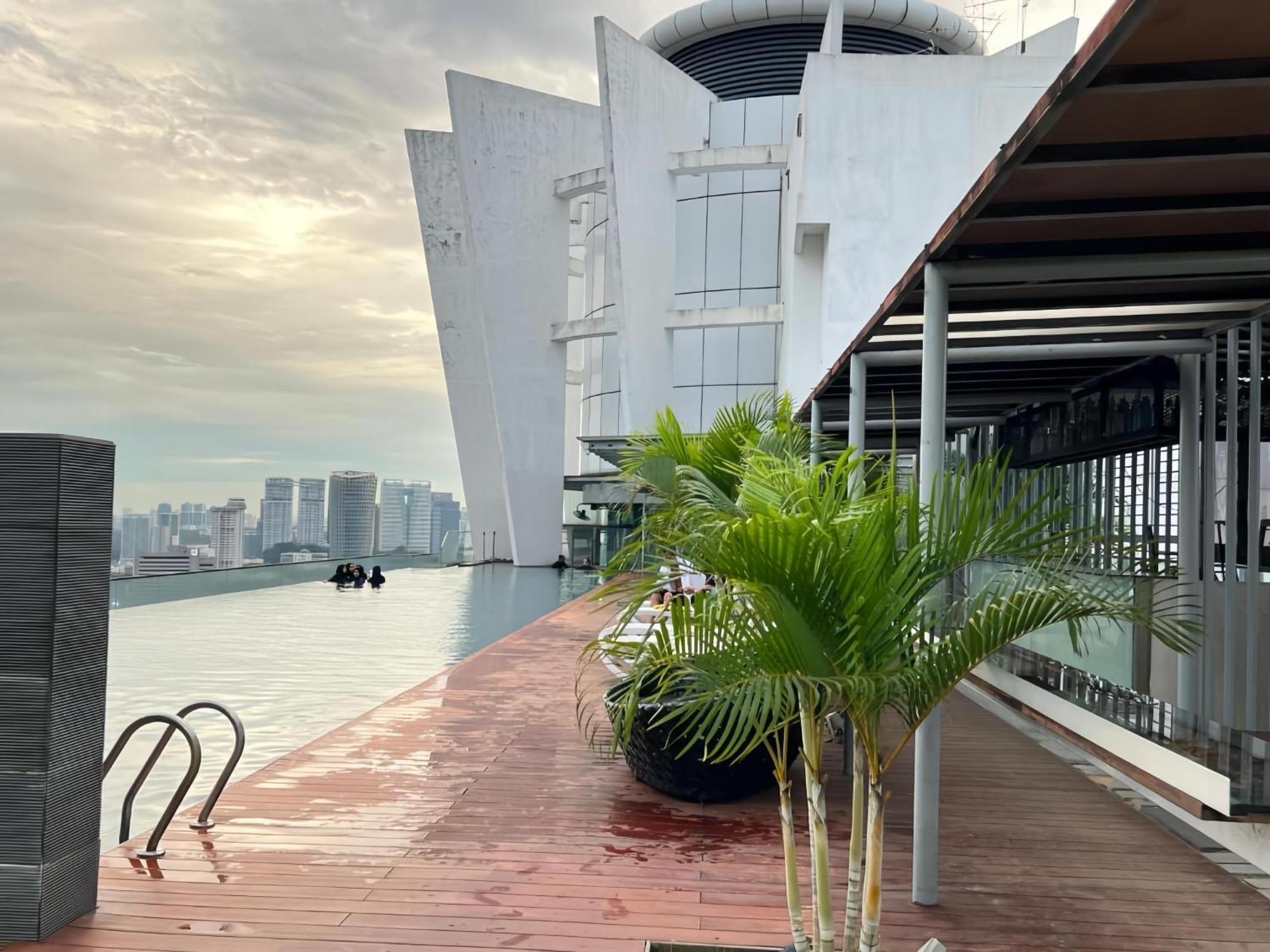 Regalia Exclusive Hostel กัวลาลัมเปอร์ ภายนอก รูปภาพ