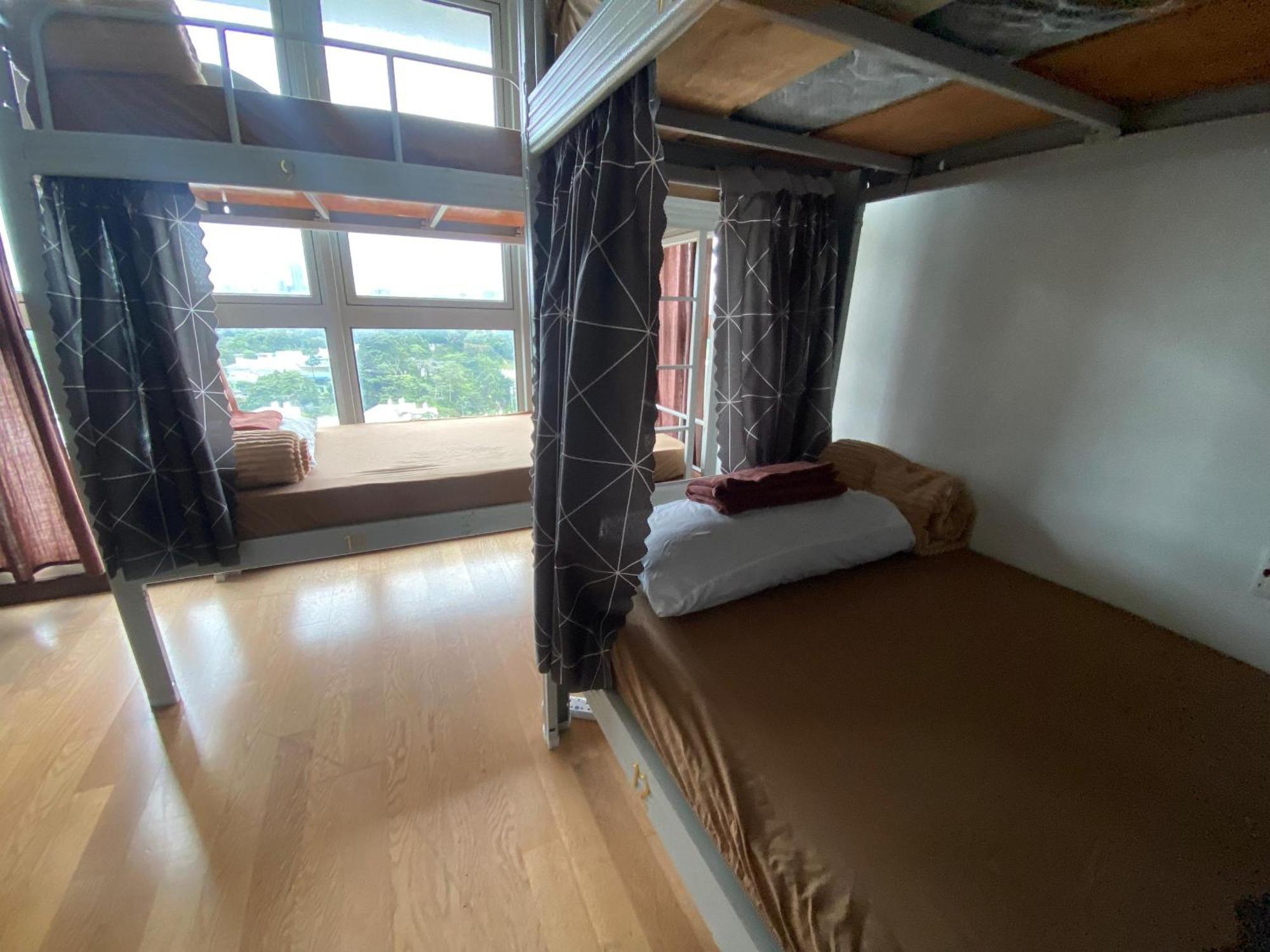 Regalia Exclusive Hostel กัวลาลัมเปอร์ ภายนอก รูปภาพ