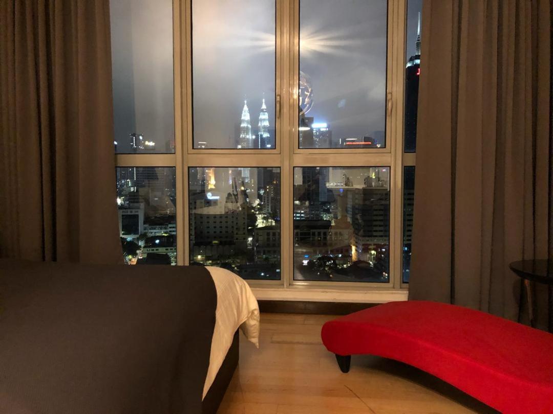 Regalia Exclusive Hostel กัวลาลัมเปอร์ ภายนอก รูปภาพ